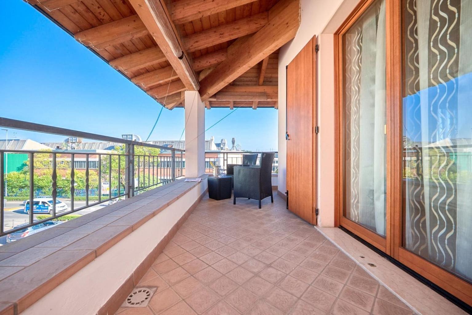 Dora'S Apartment Desenzano del Garda Esterno foto